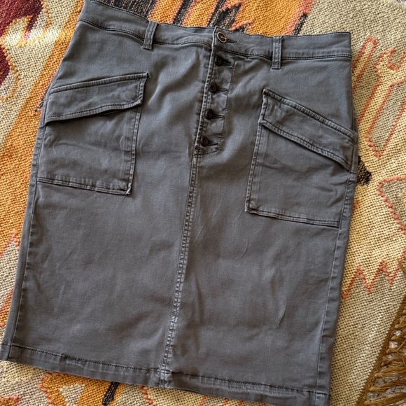 Anthro Pilcro Khaki Green Chino Skirt Sz 10 - Picture 6 of 10